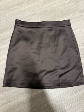 ARITZIA Mini Skirt-chocolate